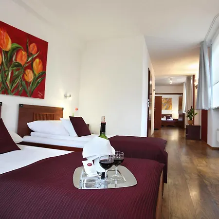Hotel B.a.s.