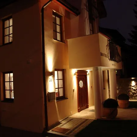Hotel B.a.s. 3*
